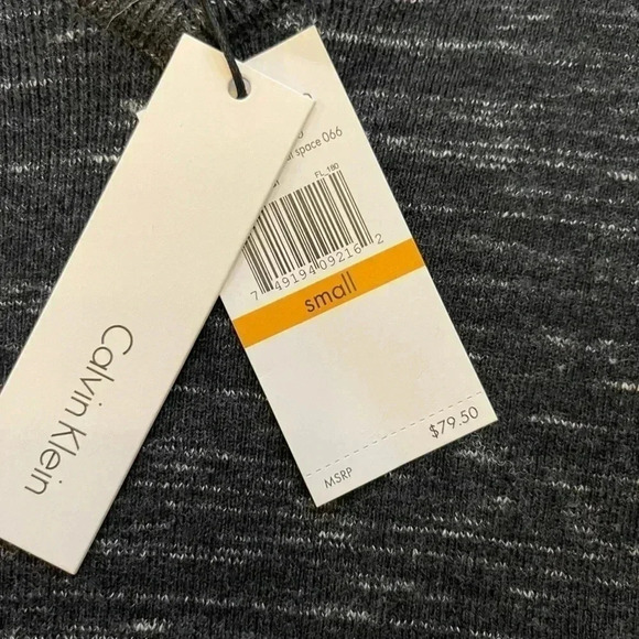 Calvin Klein v neck sweater - Picture 5 of 6